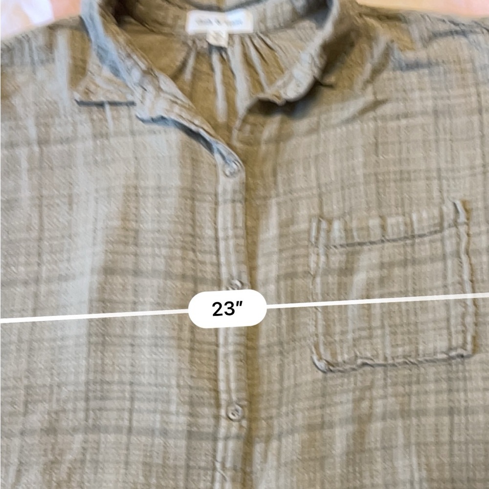 cloth & stone light olive textured blouse - Picture 8 of 9
